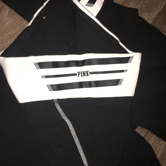 VS PINK LEGGING’S Sz. MED - Picture 2 of 3